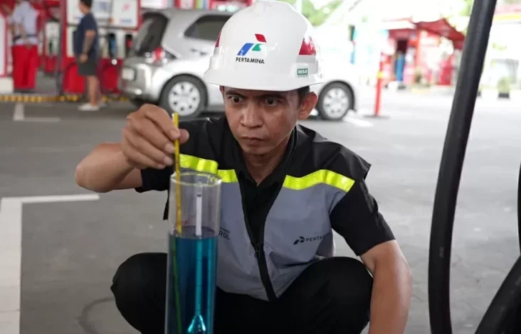 Begini Cara SPBU Jaga Taraf BBM, Dari Density hingga Pengambilan Sampel