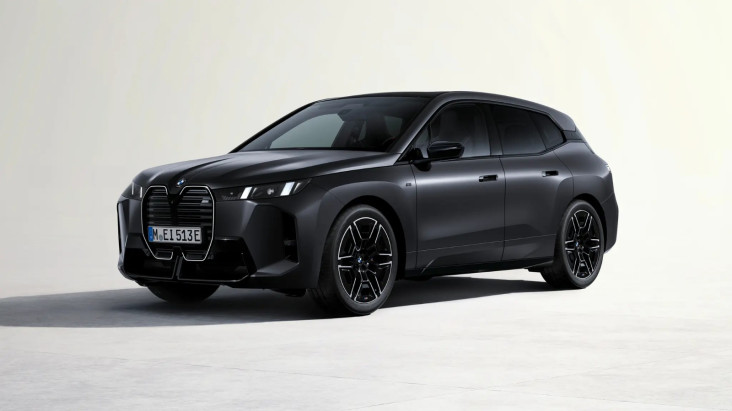 BMW iX M70 Diklaim Jadi Mobil Listrik Terbaik
