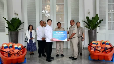 Chandra Asri Distribusikan 20 Perahu Operasional Tanggulangi Banjir dalam area Ibukota