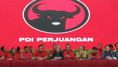 Deddy Sitorus Ungkap Ada Utusan Minta Hasto Mundur dari Sekjen juga juga PDIP Jangan Pecat Jokowi