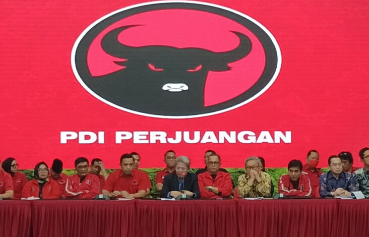 Deddy Sitorus Ungkap Ada Utusan Minta Hasto Mundur dari Sekjen juga juga PDIP Jangan Pecat Jokowi