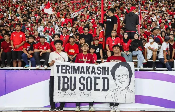 Waktu petang Penuh Makna di SUGBK: Kemenangan gemilang Timnas Indonesia lalu Penghormatan untuk Ibu Soed!