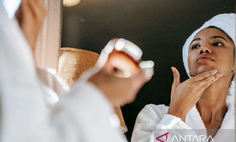 Bukan dikarenakan kotor, ini pemicu leher bagian belakang menggelap