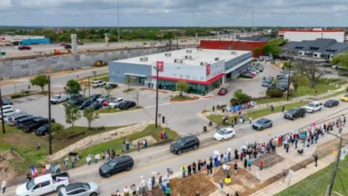 Protes Anti-Elon Musk Mengguncang Dealer Tesla di Seluruh Dunia!
