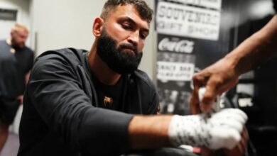 Mantan juara UFC Andrei Arlovski memulai debutnya pada BKFC pada Juni
