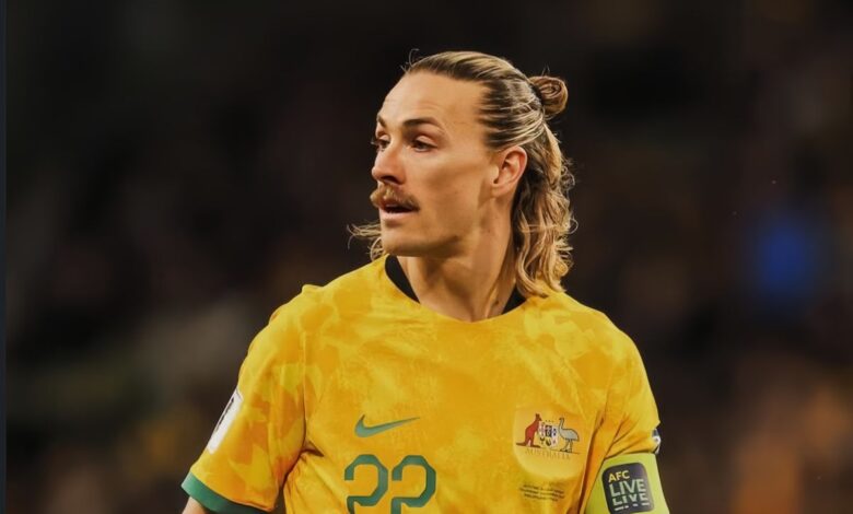 Sosok Jackson Irvine: Kapten Australia yang digunakan yang dimaksud nyentrik juga berbahaya